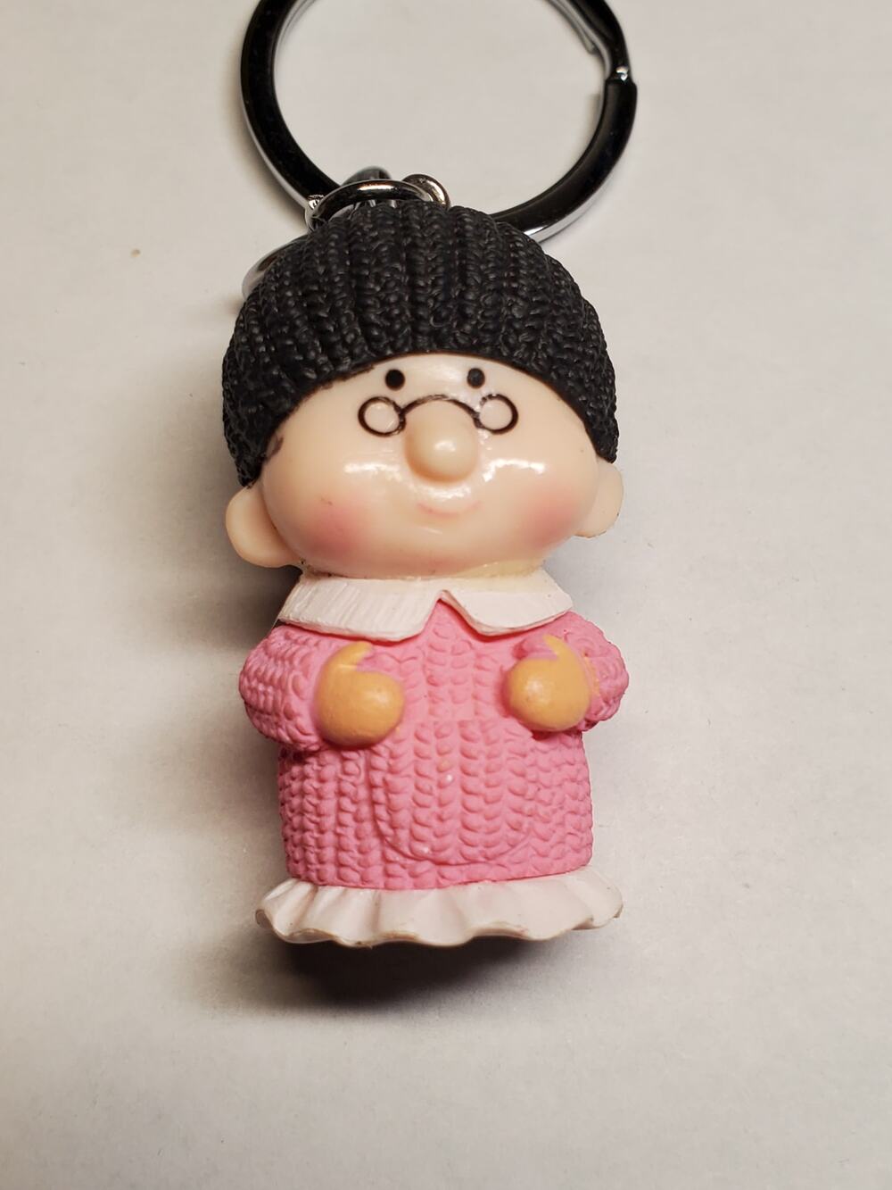 Cute Grandma Keychain - 2"